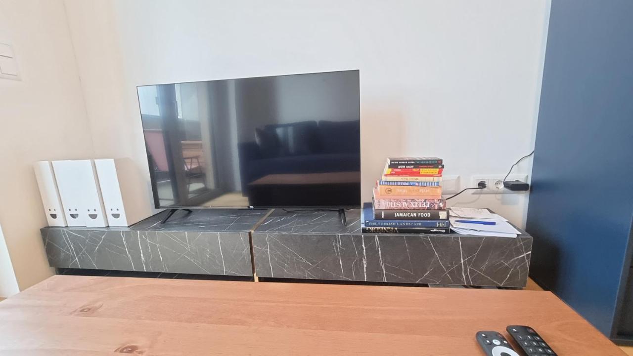 Tower-apartment In Appartement Vienne